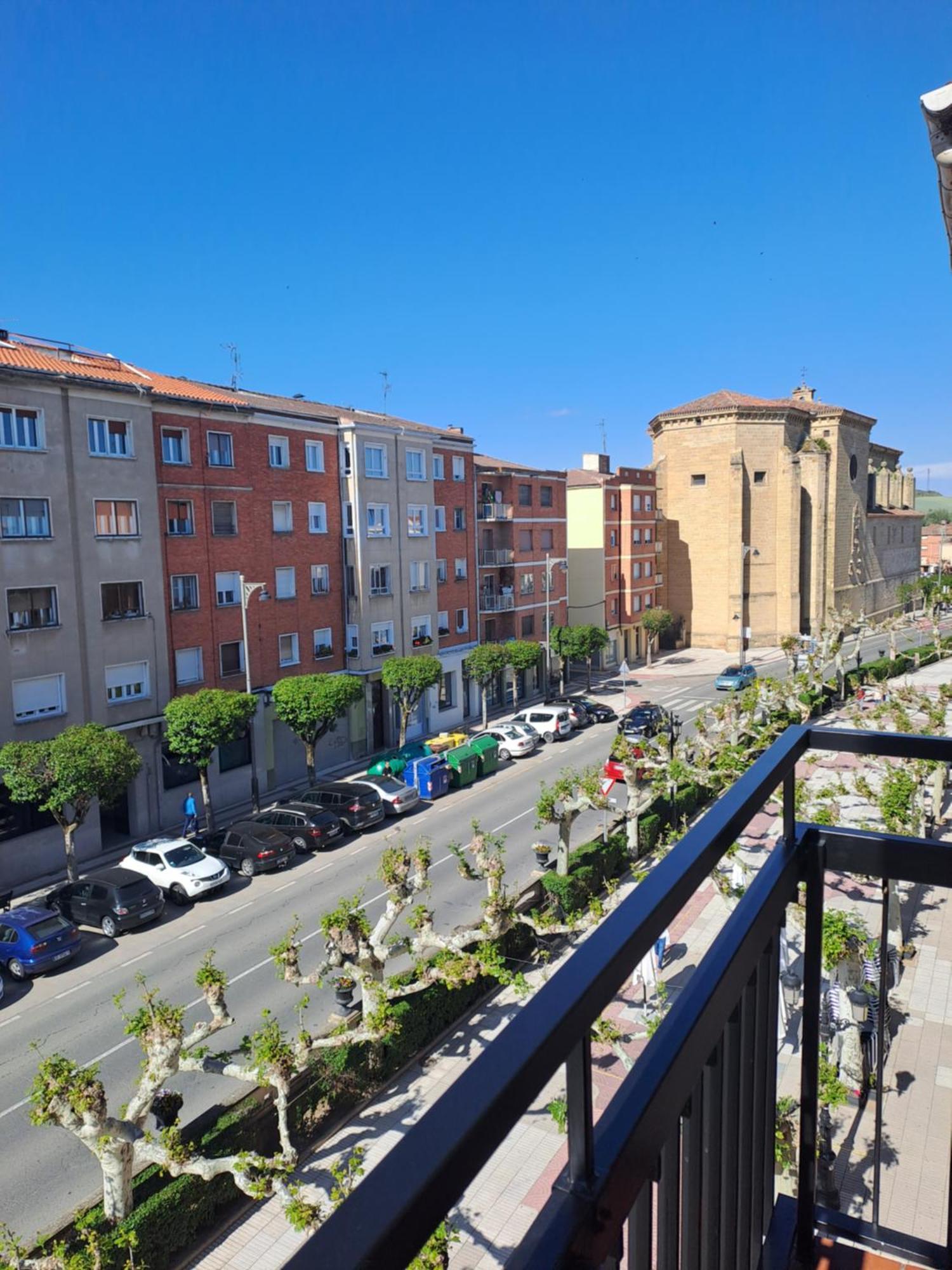 Apartamentos El Conde Santo Domingo De La Calzada Exterior foto