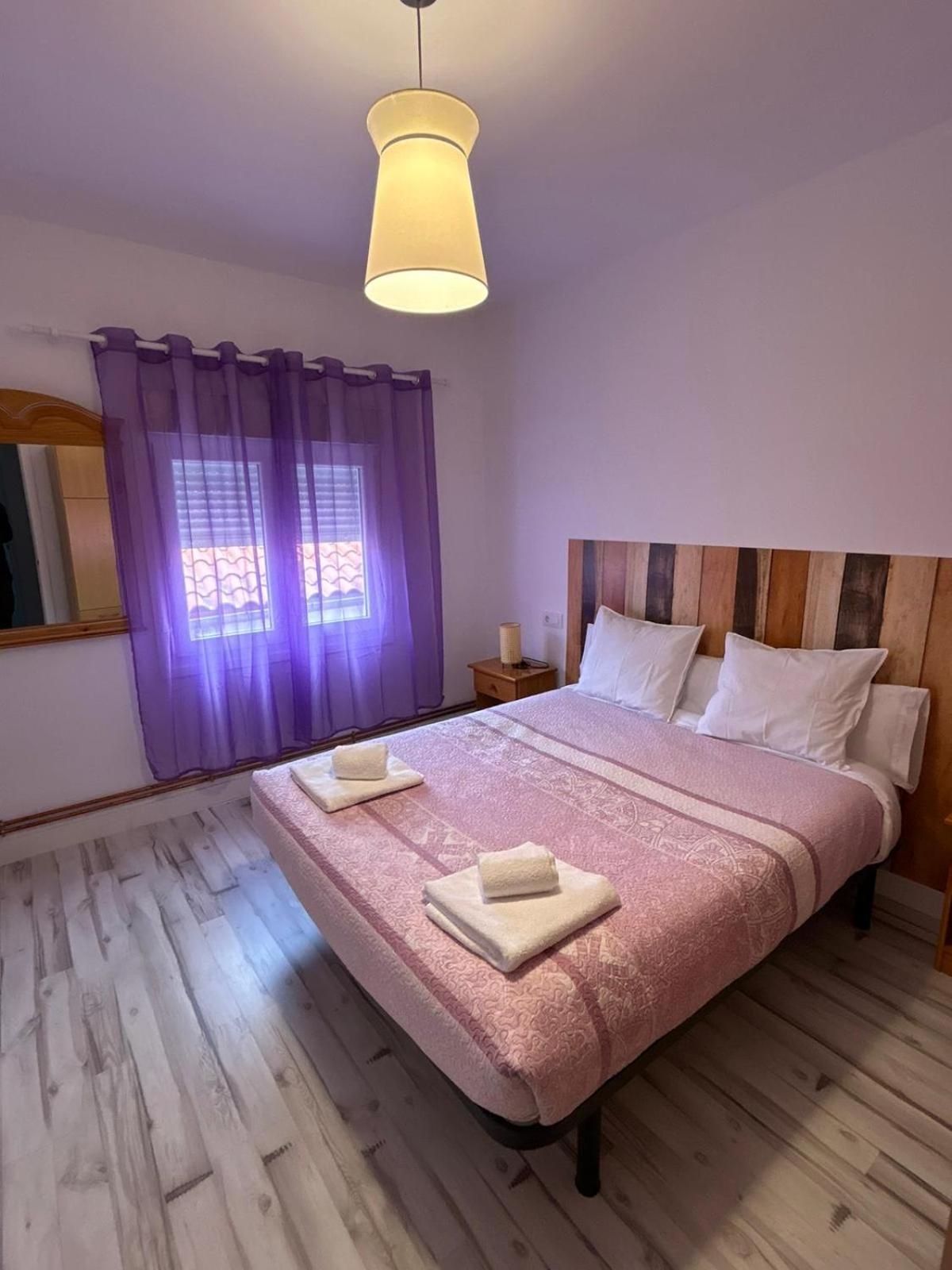 Apartamentos El Conde Santo Domingo De La Calzada Exterior foto